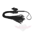 Bijoux Indiscrets Lilly Whip fekete sodort selyemszálakból készült elegáns korbács szaténmasnival